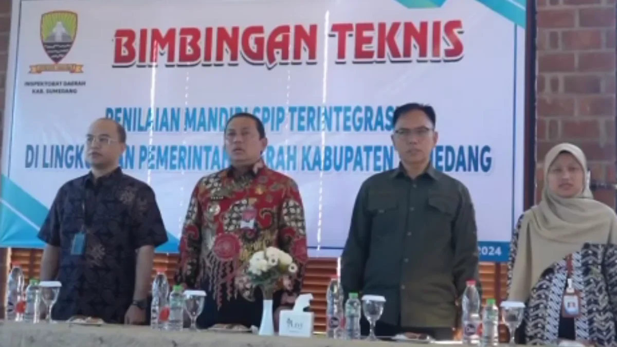 Yudia Ramli Membuka Acara Bimtek Penilaian Mandiri SPIP di Sumedang