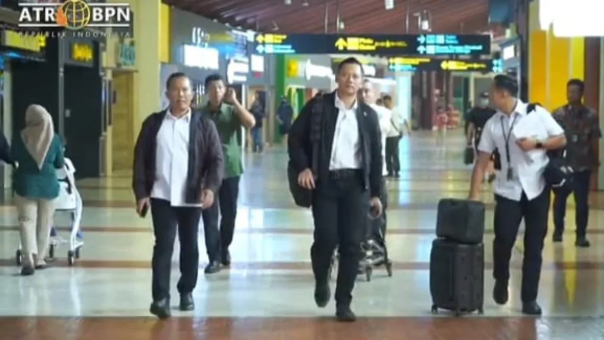 Caption : Mentri Agraria dan Tata Ruang / Kepala Badan Pertanahan Nasional ( ATR / BPN ) Agus Harimurti Yudhoy