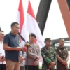 Pj Gubernur Jawa Barat Bey Machmudin meresmikan Penggunaan Kembali dan Menyerahkan Aset Jembatan Cikarang kepa