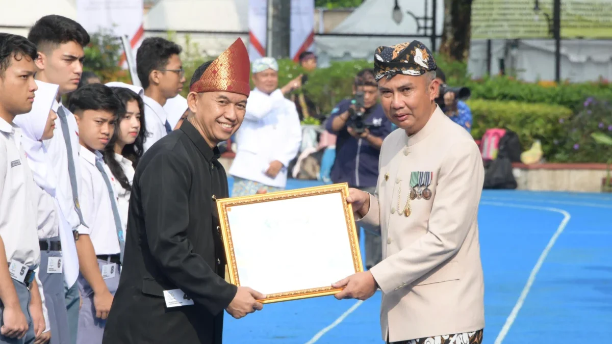 Pemdaprov Jabar Dorong Ekonomi Kreatif Melalui Smiling West Java Academy