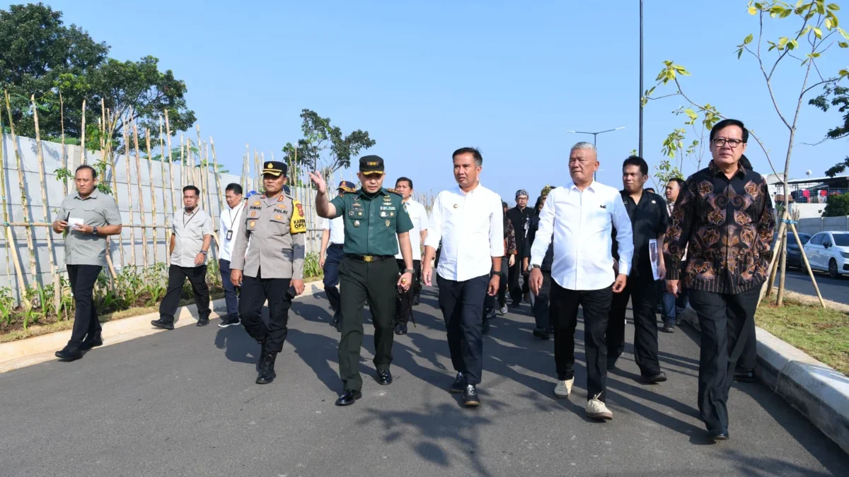 Bey Machmudin Resmikan Simpang Gedebage sebagai Akses Baru ke Masjid Raya Al Jabbar