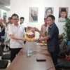 Dr. H. Hery, H., SH.,M.Kn bersama jajaran DPC Gerindra Sumedang (ist)