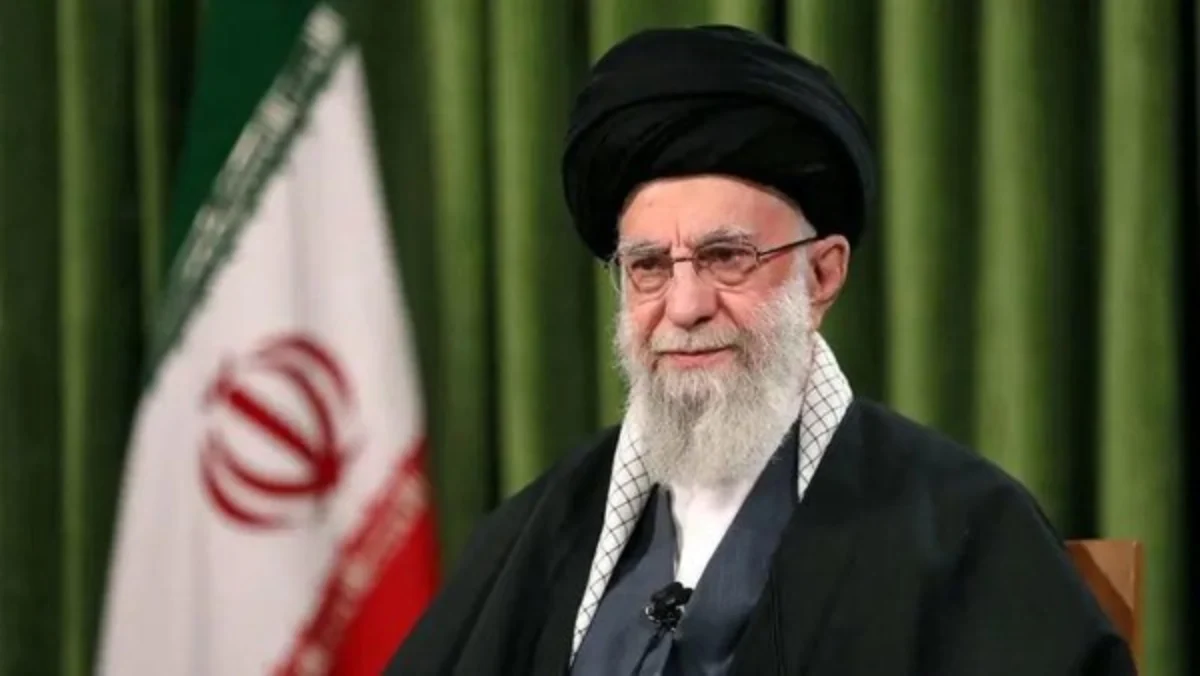 Kematian Raisi Membuka Spekulasi tentang Penerus Khamenei di Iran