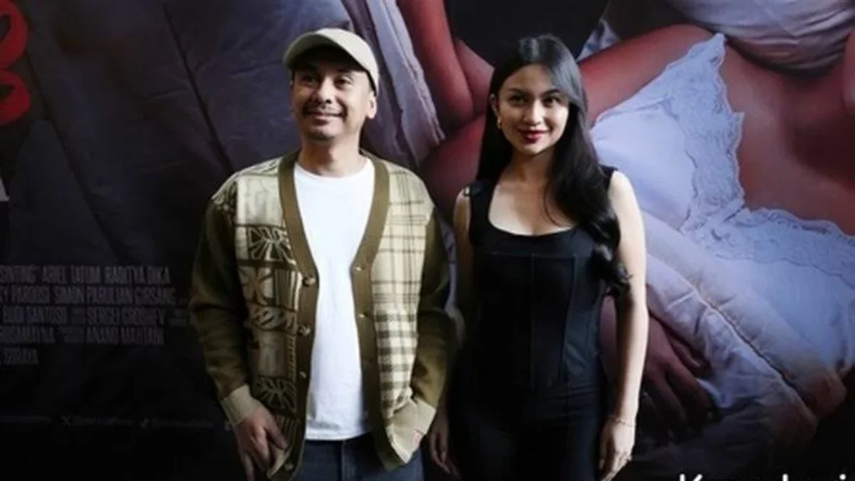 Inilah Penjelasan Dari Raditya Dika dan Ariel Tatum Tentang adegan Adegan Ranjang di Film Catatan Harian Mantu