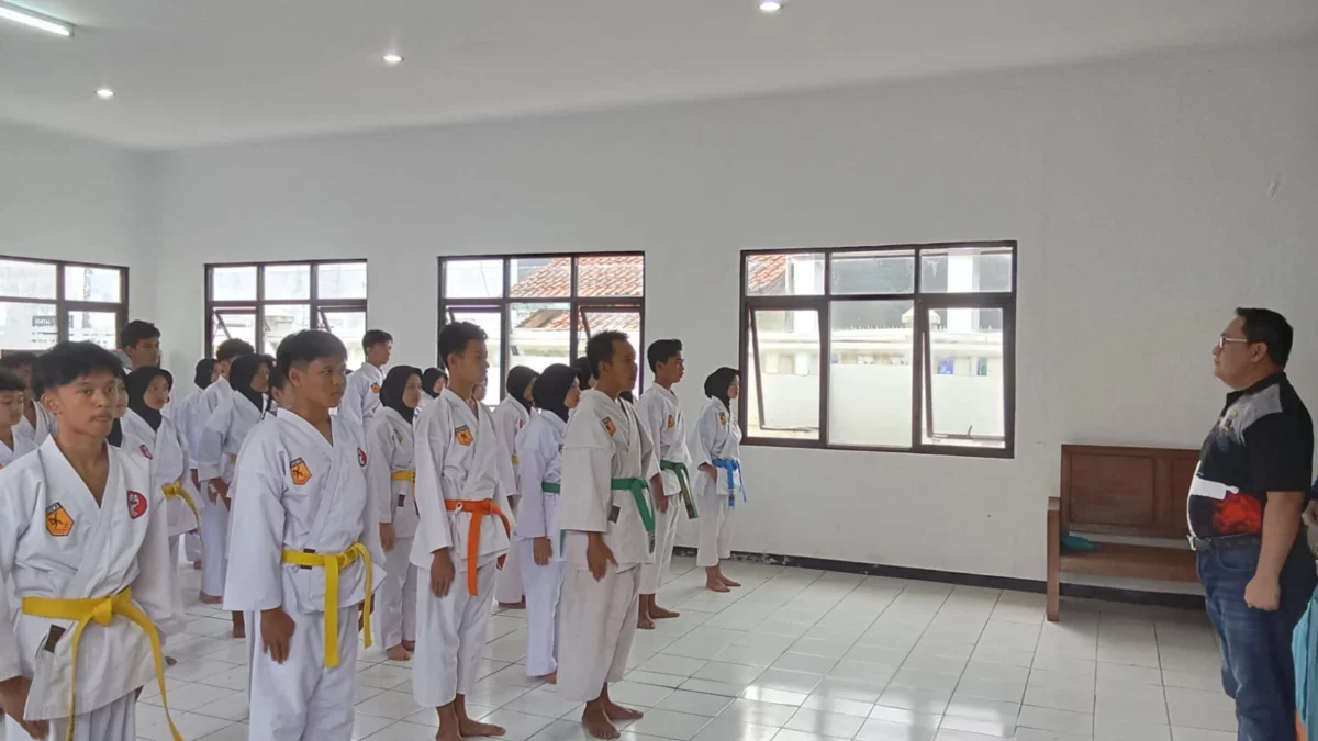 pelaksanaan ujian kenaikan tingkat Gojuryu Karate-Do Assosiation Indonesia (Goju-Ass) Pengcab Sumedang.