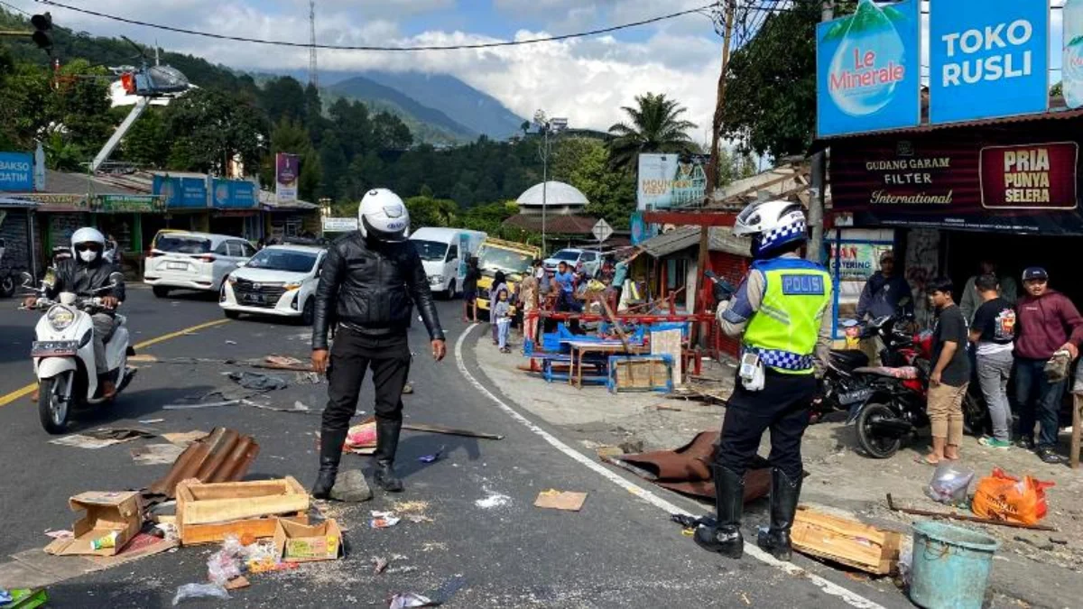 PKL Tolak Relokasi ke Rest Area Gunung Mas Setelah 30 Tahun Berjualan di Puncak