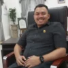 PAPARKAN: Ketua Pansus DPRD Sumedang Eki Ahmad Muzaki saat menjelaskan mengenai perubahan nama RSUD Sumedang,