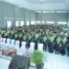 GELAR: FKDT Kecamatan Cimalaka saat menggelar acara wisuda santri DTA di, Balai Desa Licin, baru-baru ini.