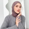 Rekomendasi Kerudung untuk Baju Berwarna Abu-abu