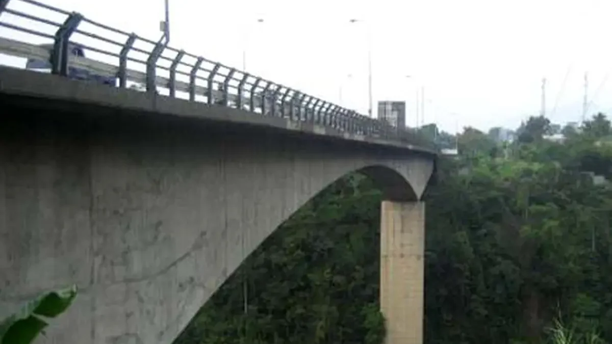 Foto Jembatan Rajamandala