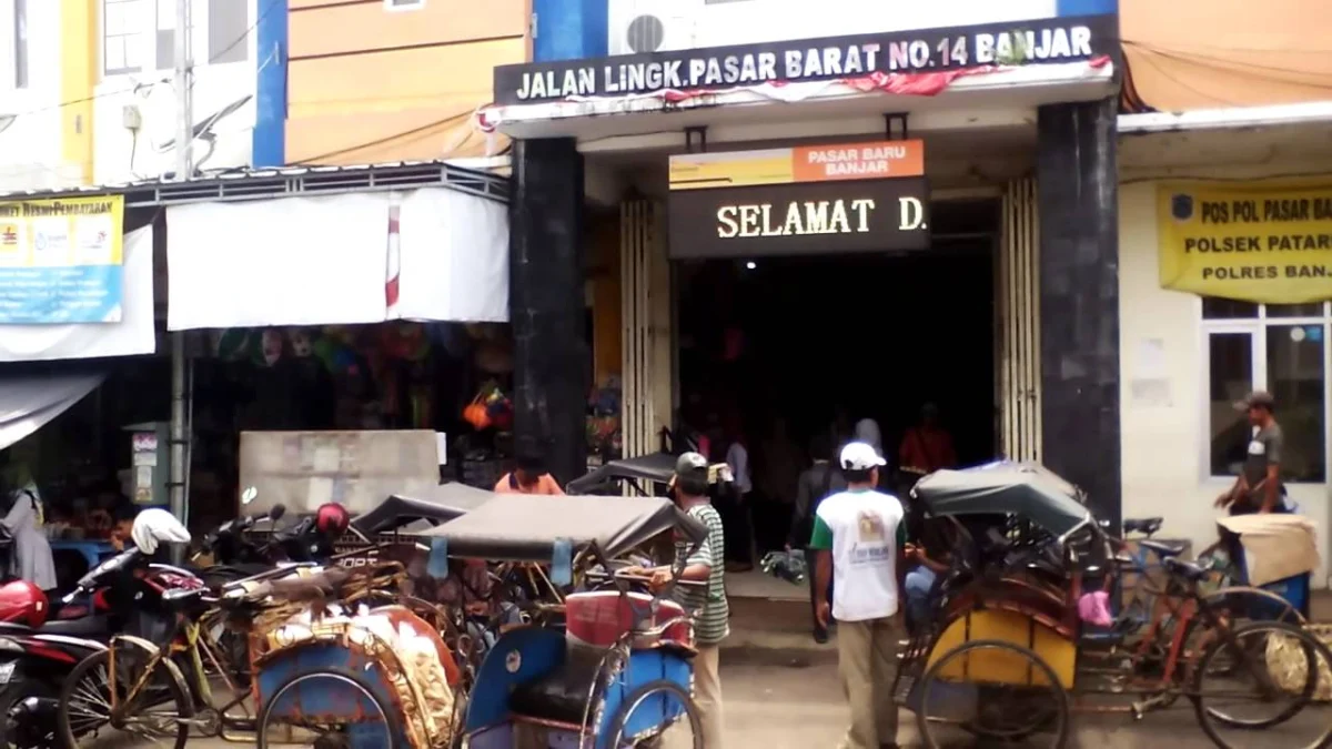 Parkiran Sempit Dianggap Sulitkan Pengunjung di Pasar Banjar