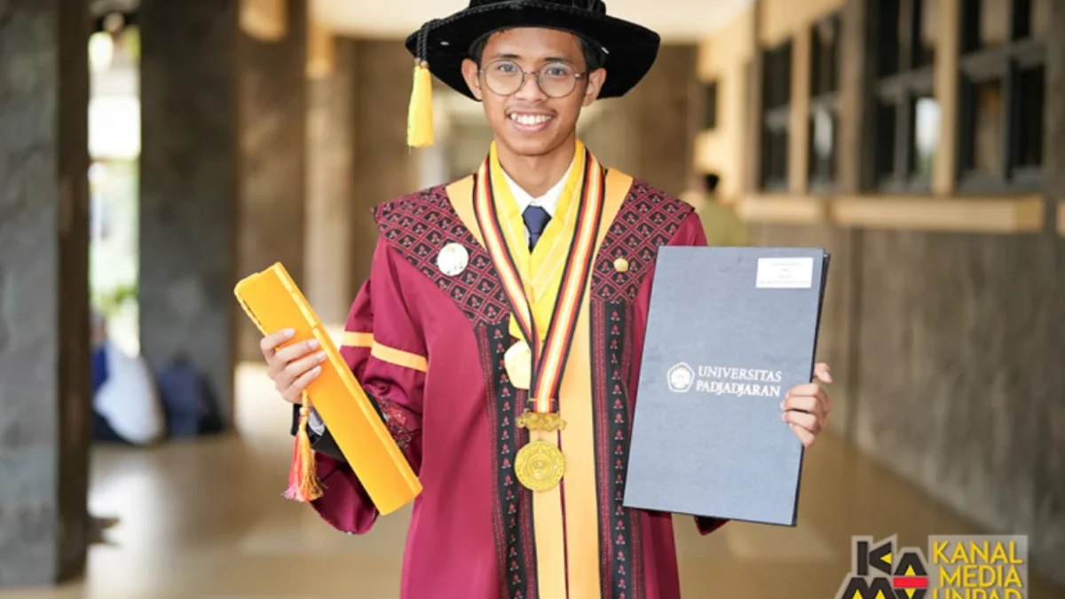 Rifki, Wisudawan Terbaik Sarjana Unpad dengan 7 Publikasi Ilmiah di Jurnal Bereputasi