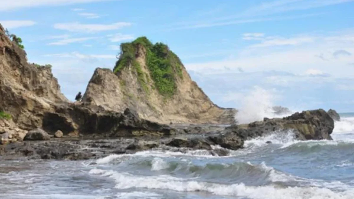 Pantai karang nini