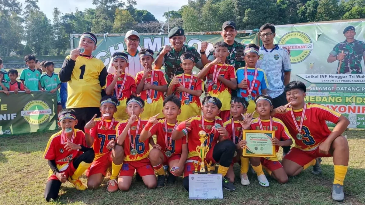 Kegiatan ini dilaksanakan di lapangan Kiansantang Cimalaka dan dibuka secara resmi oleh Danyonif 301/PKS, Letk