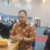 PAPARKAN: Ketua Lembaga Sensor Film Rommy Fibri Hardiyanto saat memaparkan tsunami tontonan dan tsunami film d