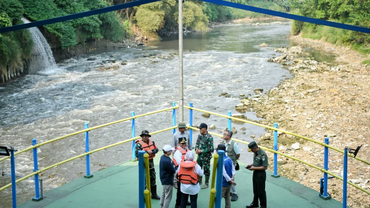 Sekda Herman Suryatman Apresiasi Pembersihan Sampah di Kawasan Jembatan BBS