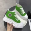 Padu Padan Sepatu Warna Hijau yang Elegan