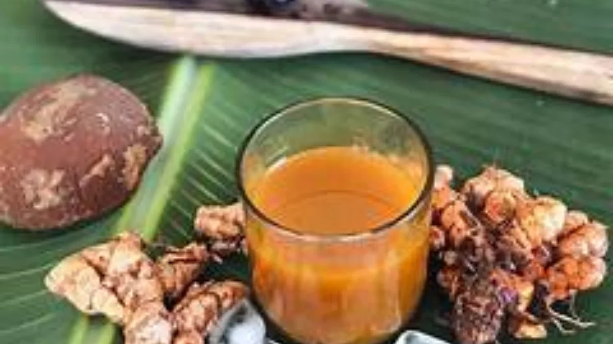 Jamu kunyit asam siap disajikan