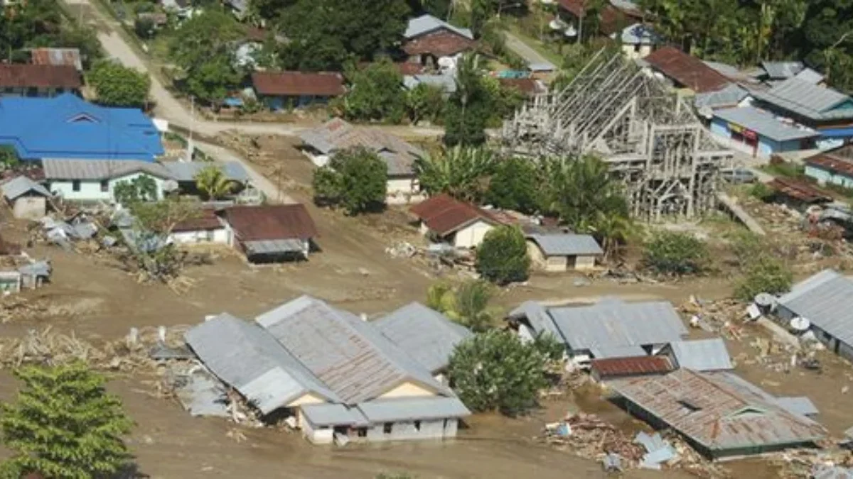 Banjir Bandang Rendam Satu Kabupaten, 698 Jiwa Terpaka Mengungsi