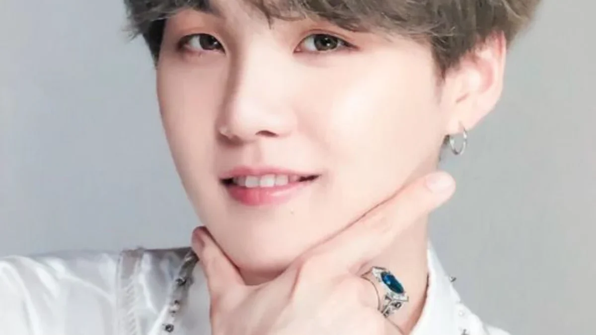 SIM Milik Suga Dicabut Setelah Kontroversi Skuter Listrik, Suga dan Agensi Sampaikan Permintaan Maaf SIM Milik Suga Dicabut Setelah Kontroversi Skuter Listrik, Suga dan Juga Agensi Sampaikan Permintaan Maaf