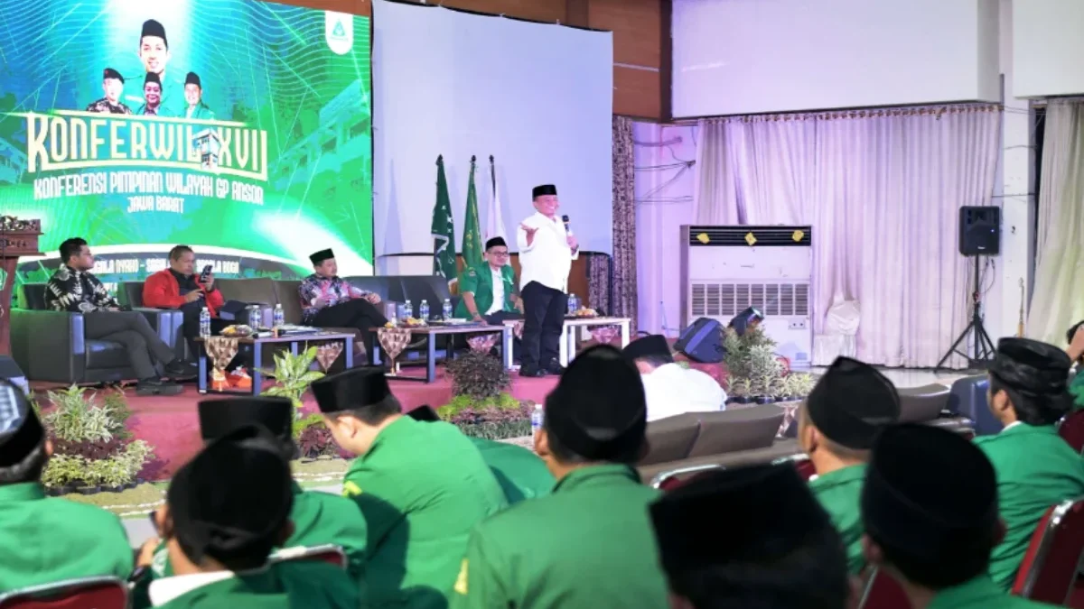 Sekda Herman Mengajak GP Ansor Turut Serta dalam Perjuangan Menjadikan Jawa Barat Sebagai Provinsi Termaju sekda herman