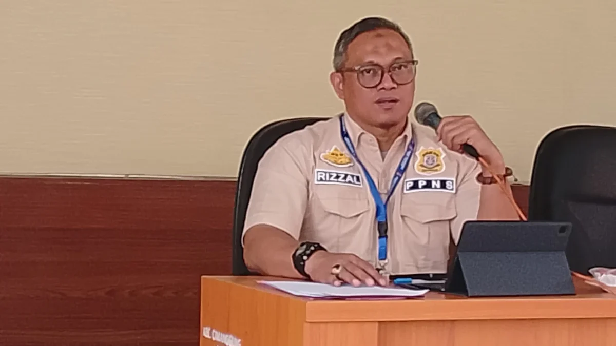 BERANTAS: Kepala Bidang Penegakan Peraturan Perundang-undangan Daerah (PPUD) Satpol PP Kabupaten Sumedang, Yan