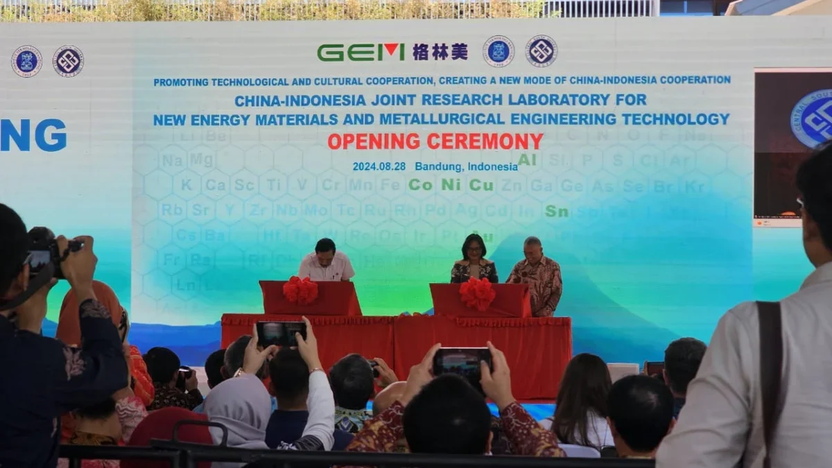 Sukseskan Peresmian Gedung China – Indonesia Joint Research Laboratory PLN UP3 Sumedang Hadirkan Listrik Andal