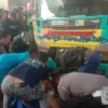 Kecelakaan lalu lintas yang tragis terjadi di ruas perbatasan Jatinangor- Cileunyi.