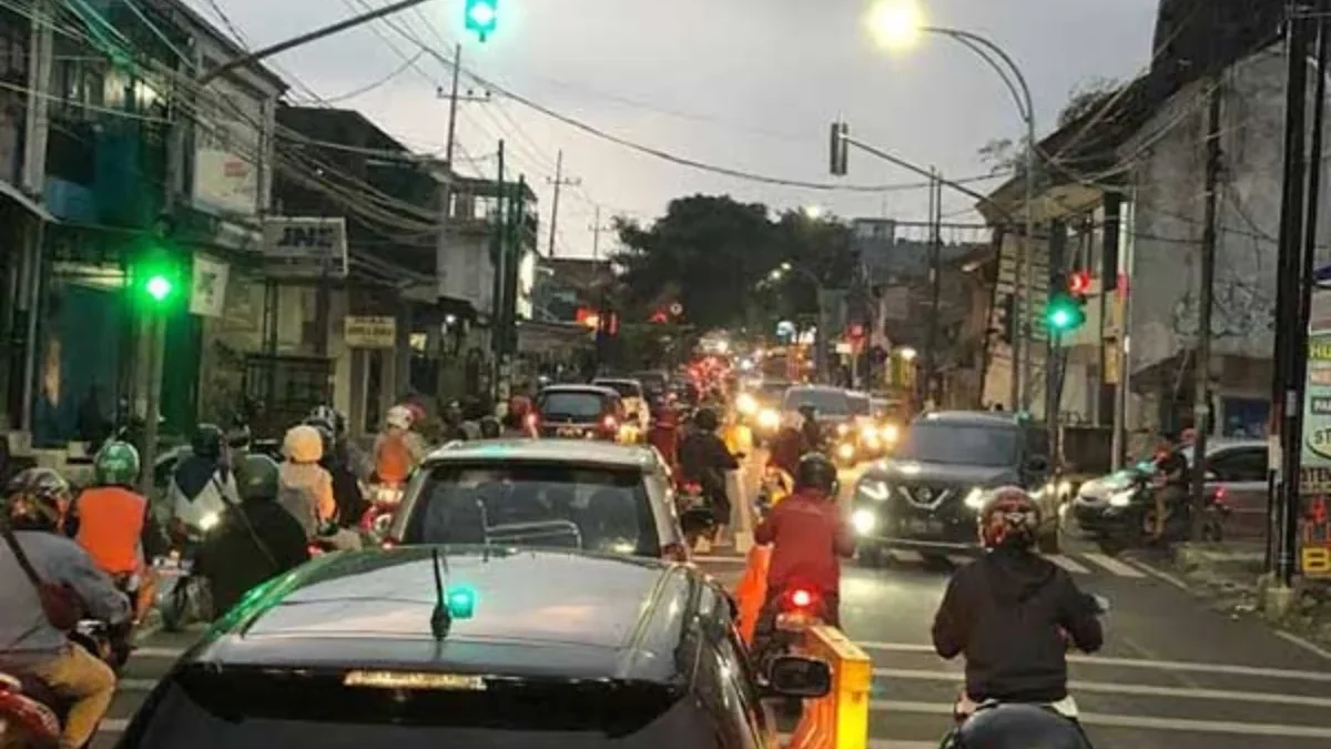 Mengurangi Risiko Gangguan Kesehatan Saat Macet