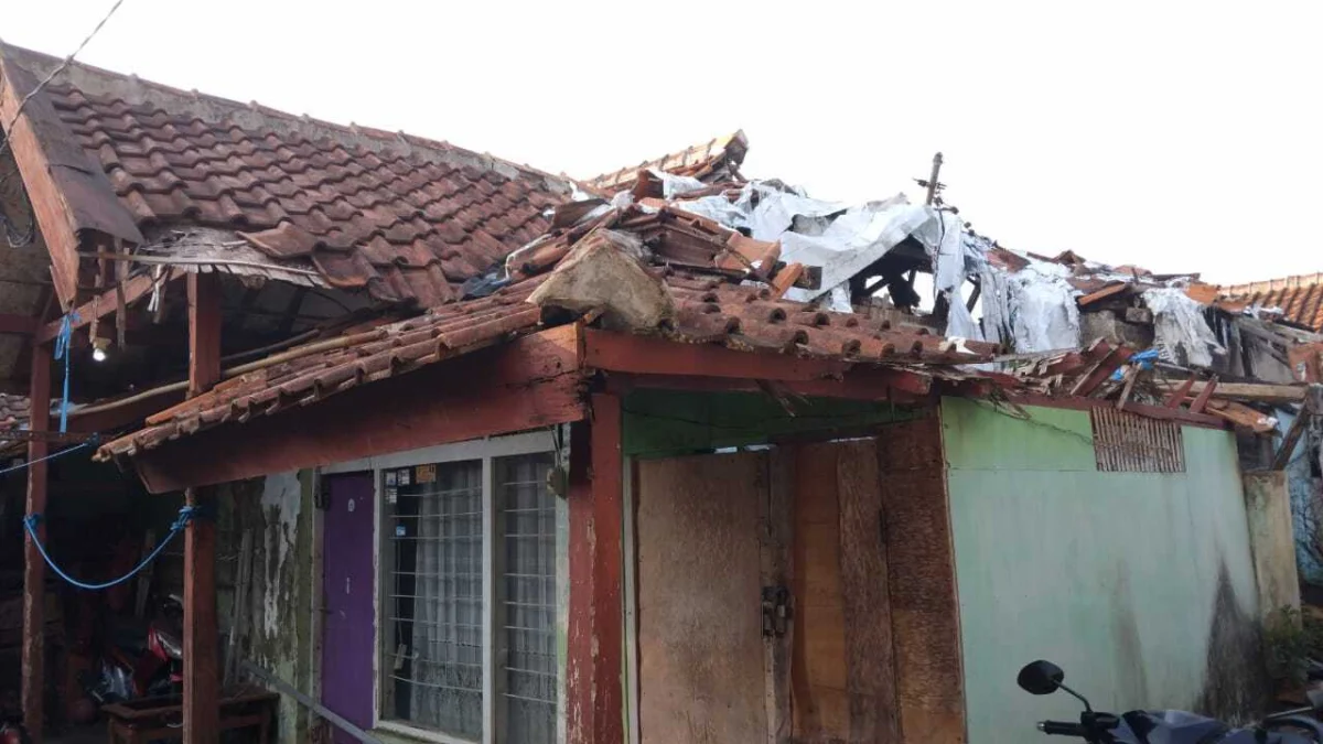 Korban Gempa Sumedang Masih Menunggu Bantuan Rutilahu, Kisah Ela Julaela