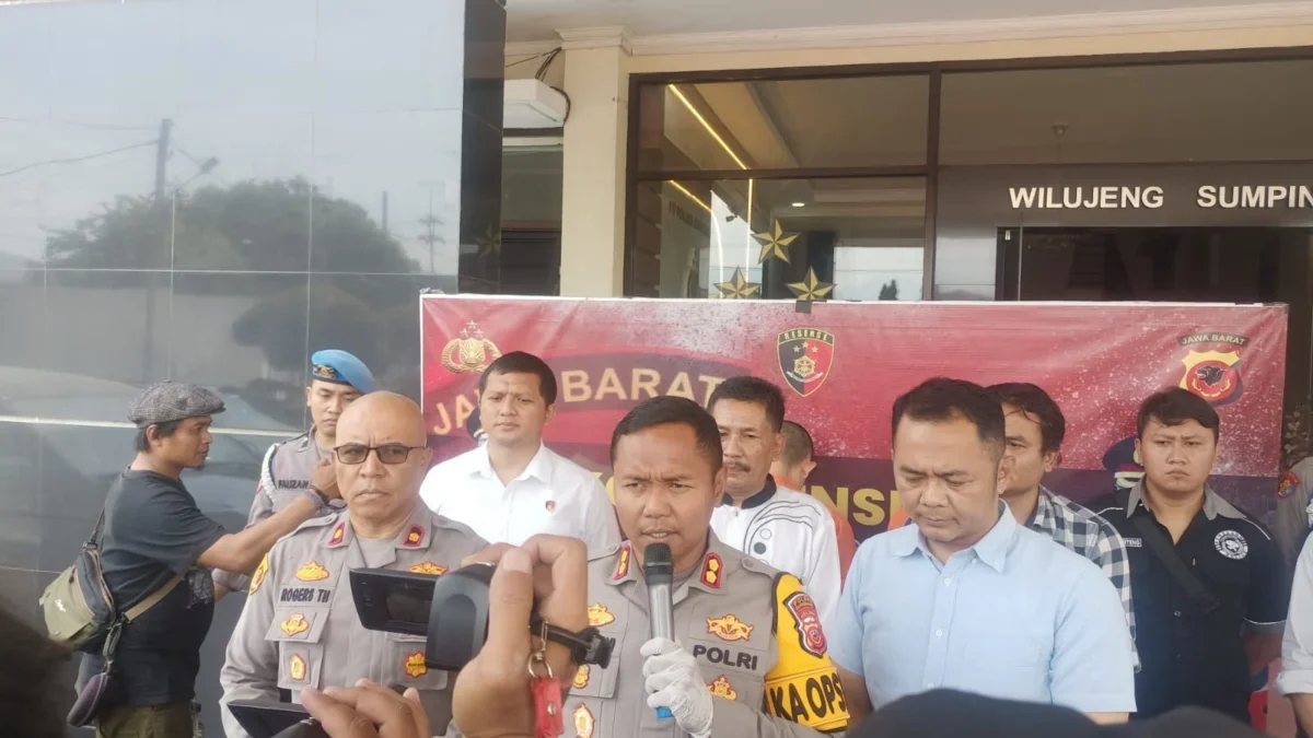 KONFERENSI PERS: Kapolres Sumedang, AKBP Joko Dwi Harsono, S.I.K., M.Hum, beserta jajaran saat press rilis pen