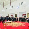 Presiden Prabowo Subianto Lantik Nusron Wahid sebagai Menteri ATR/Kepala BPN di Istana Negara