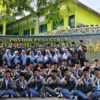 LAKSANAKAN: Para santri Pesantren Al-Hikamussalafiyyah yang akan mengikuti kegiatan PPL melakukan foto bersama