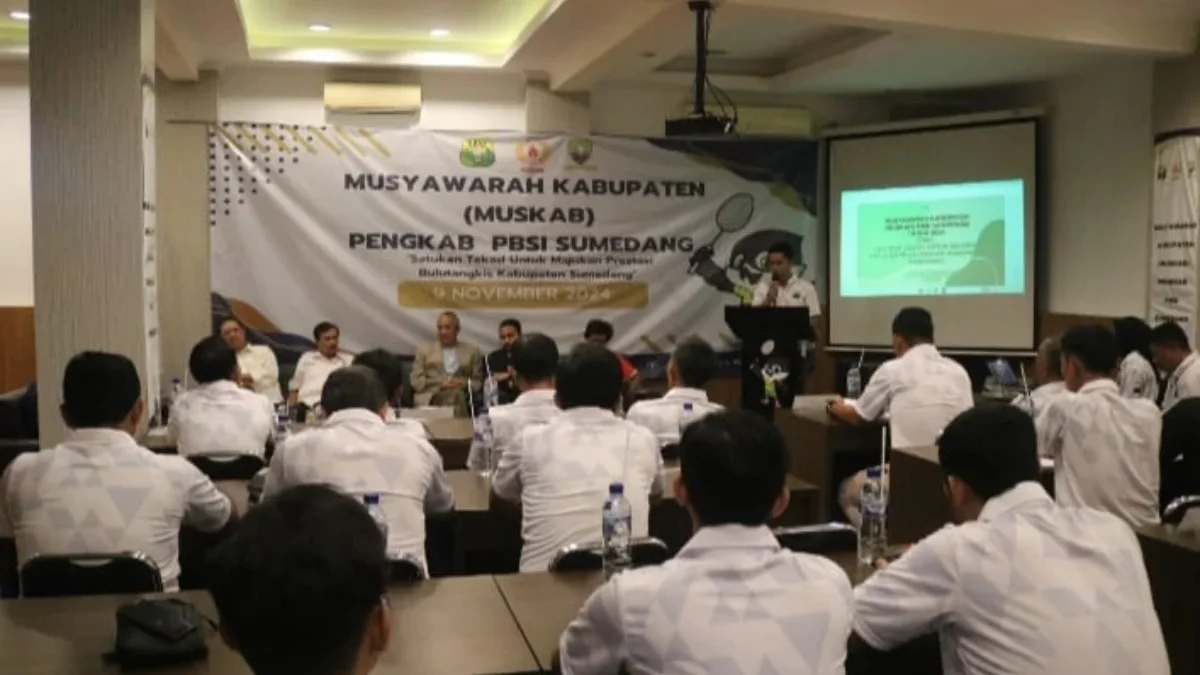 Indra Kembali Nahkodai Pengkab PBSI Sumedang Periode 2024-2028 TETAPKAN: Suasanana Musyawarah Kabupaten (Muskab) untuk menentukan ketua umum PBSI kabupaten Sumedang di salah