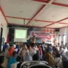 PERSIAPKAN: Sejumlah perwakilan saksi TPS saat mengikuti pelatihan di DPD PKS Kabupaten Sumedang, kemarin.