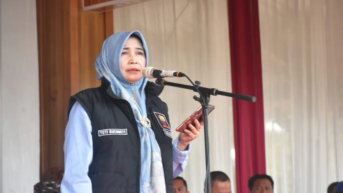 IMBAU: Sekretaris Daerah Kabupaten Sumedang Tuti Ruswati saat memberikan sambutan di PPS, baru-baru ini.