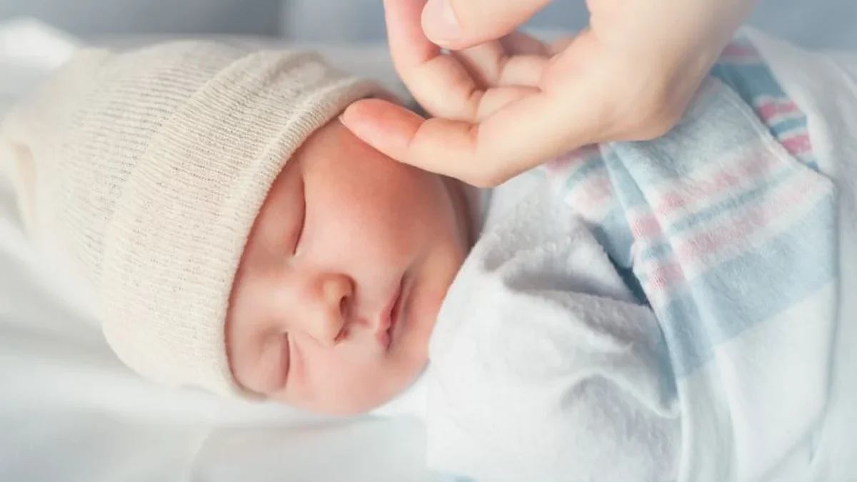 Bisa Sebabkan Keracunan, Ternyata Inilah Alasan Kenapa Bayi Tidak Boleh Minum Air Putih