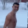 Viral Ronaldo Berendam di Kolam Bersuhu Ekstrem