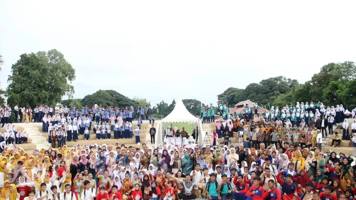 PELAJAR PANCASILA: Sejumlah siswa dari berbagai sekolah di Kabupaten Subang memadati puncak acara Apresiasi Du