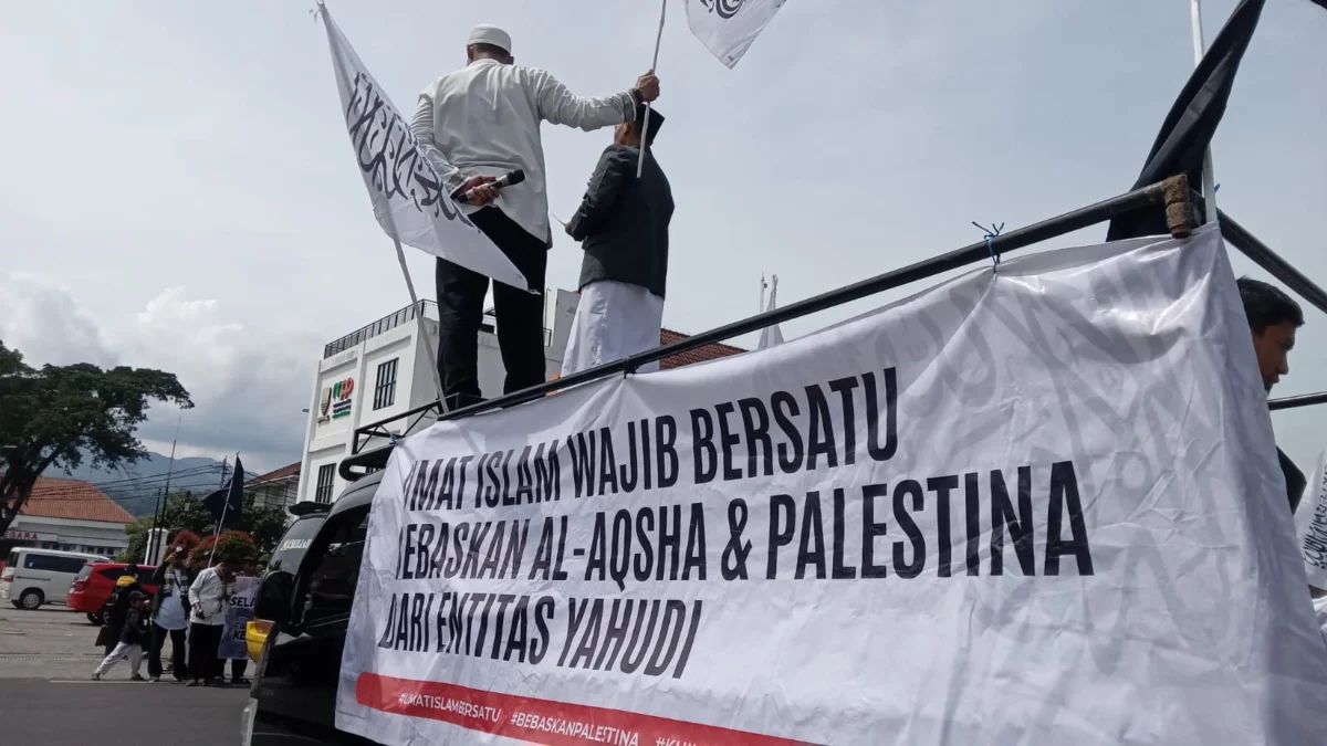 Long much dari Masjid Besar Tegalkalong ke Alun-alun Sumedang