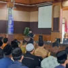 LATIH: Sejumlah ustadz-ustadzah pondok pesantren saat mengikuti ToT di PPS, baru-baru ini.