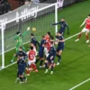 Arsenal Bungkam Manchester United 2-0: Dua Gol Sepak Pojok Berbuah Kemengan Bagi The Gunners