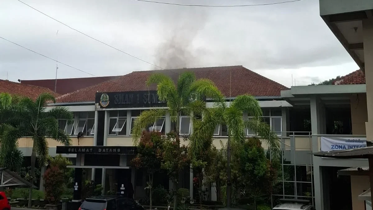 Kebakaran Landa SMAN 1 Sumedang, Diduga Akibat Korsleting Listrik