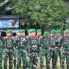 TEGUHKAN: Sejumlah Prajurit TNI Kodim 0610/Sumedang saat Upacara Peringatan Hari Bela Negara ke-76 di Makodim,