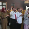 TINGKATKAN: Pj Bupati Sumedang Yudia Ramli dan Sekda Jabar Herman Suryatman saat kegiatan Penguatan dan Pengem