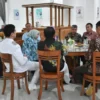 Bupati Dony Pimpin Briefing Usai Dilantik