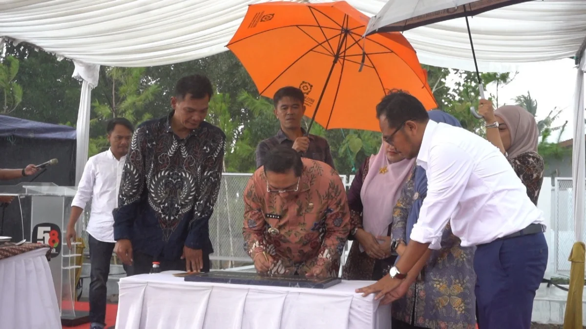 RESMIKAN: Pj Bupati Yudia Ramli saat Soft Launching Tampomas Eco Park di Desa Cibereum Wetan Kecamatan Cimalak