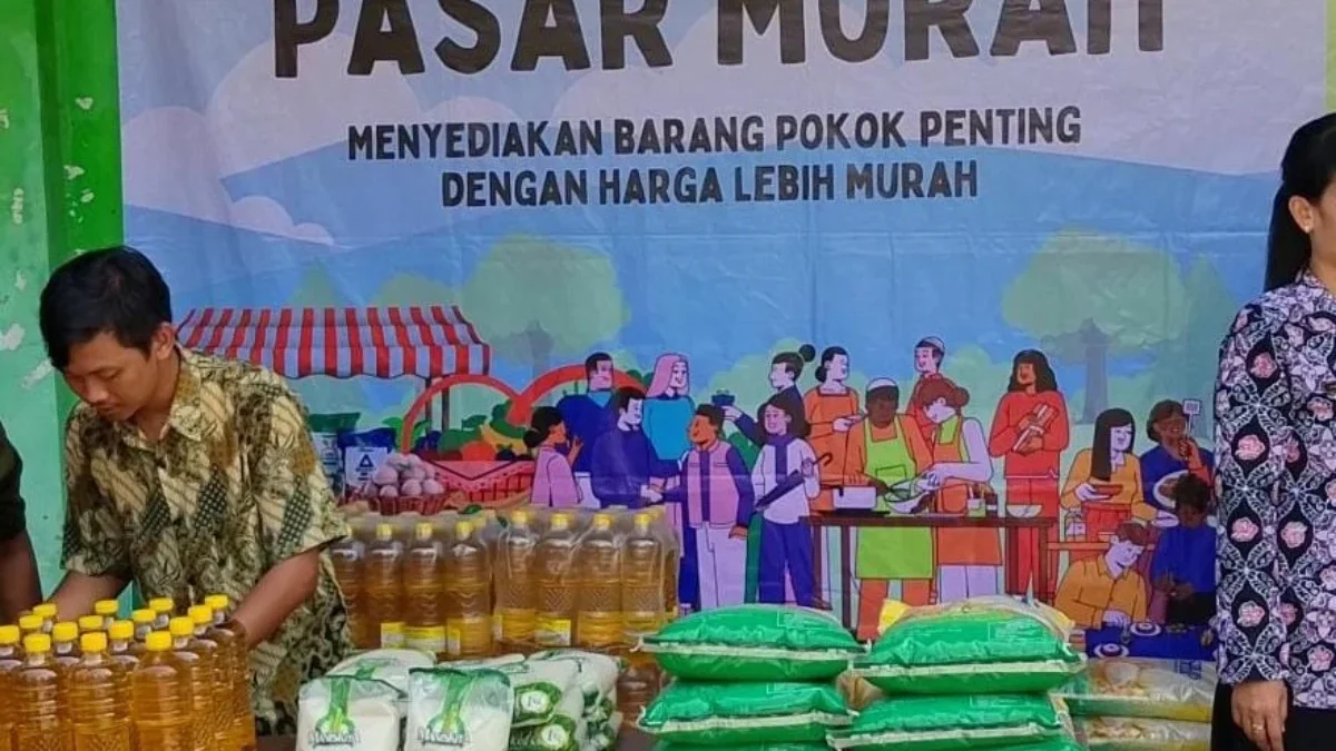 GELAR: Dinas Ketahanan Pangan dan Pertanian Kabupaten Sumedang menggelar gerakan pasar murah, Rabu (12/2).