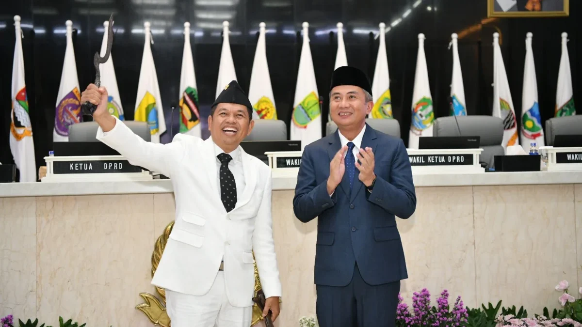 Estafet Kepemimpinan Jawa Barat, Dedi-Erwan Resmi Menjabat