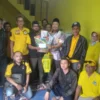 Sebar Bingkisan & THR Untuk Pengurus Partai Golkar dan Tim TPS, Ari: 2029 Saya Kejar 3 Kursi Golkar di Dapil 2